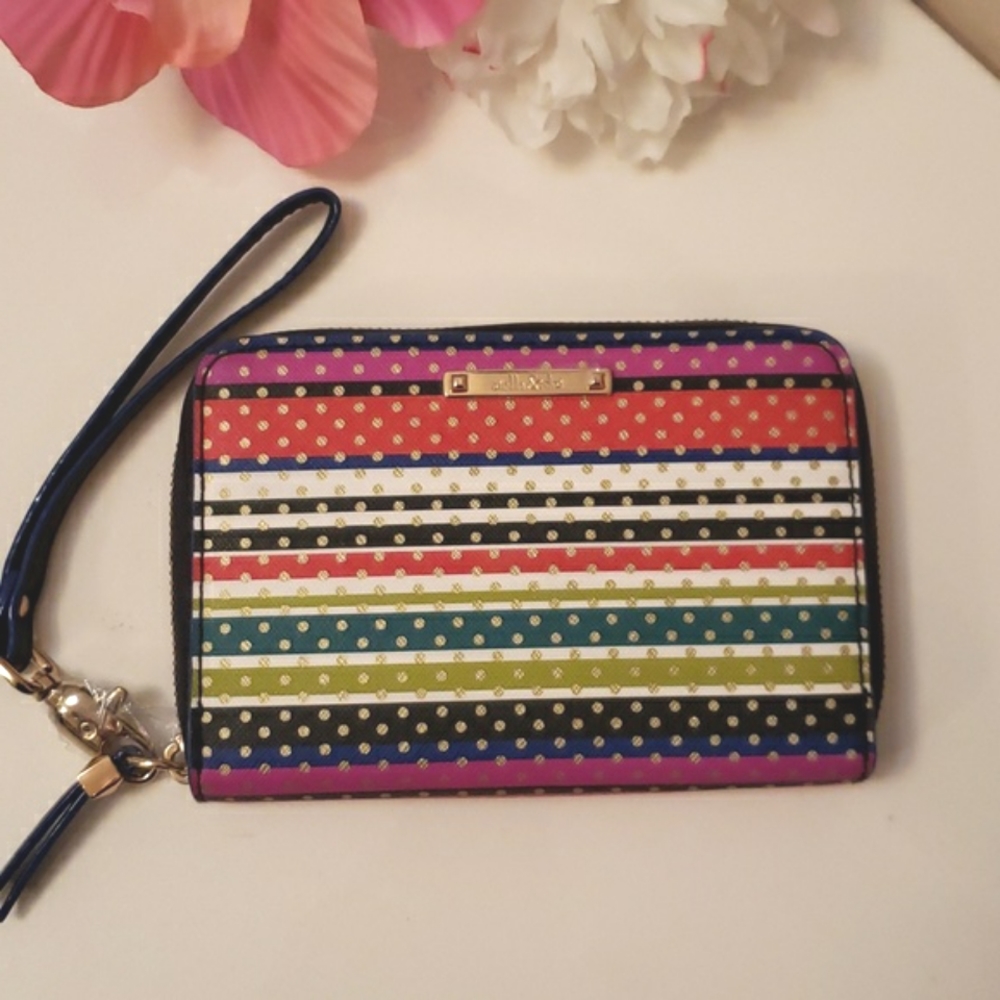 Stella & Dot Call Me wallet NWOT